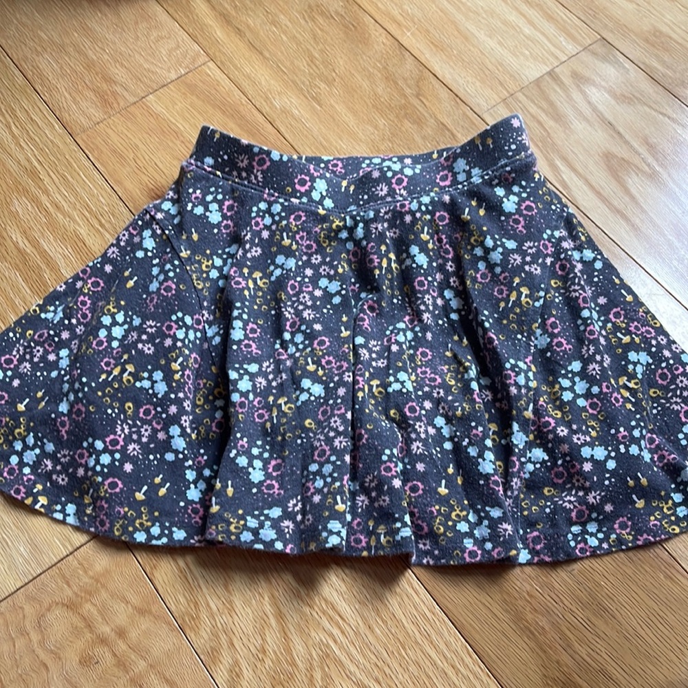 💕 Preloved Girls Skort